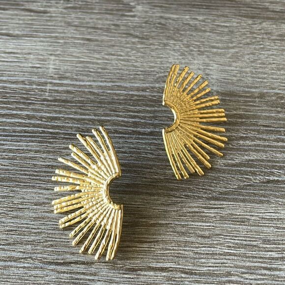 StatementāstudāearringsāN136 - Picture 3 of 4